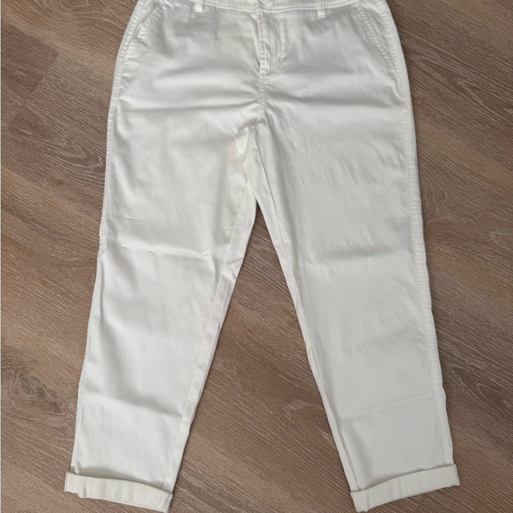Women’s white Pants